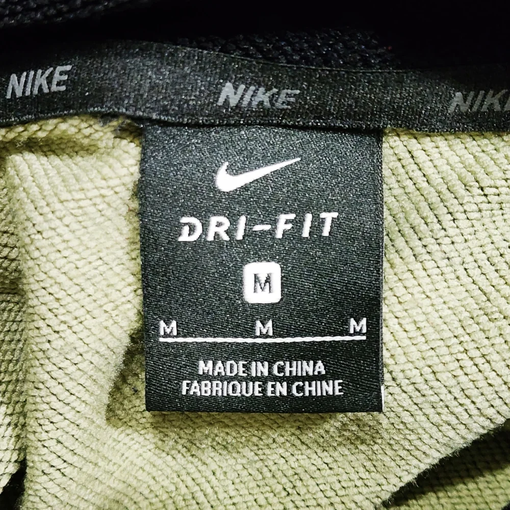 Nike Dri-Fit Black & Camo Hoodie Men's Striped Pullover Kangaroo Pocket - Picture 6 of 8